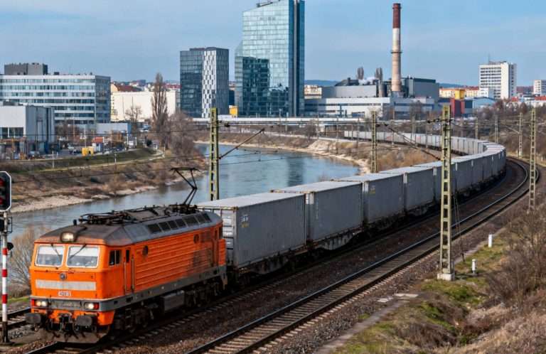 China Freight Forwarder - Topway Shipping